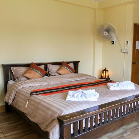 Kavil Guesthouse Τσιάνγκ Μάι Εξωτερικό φωτογραφία