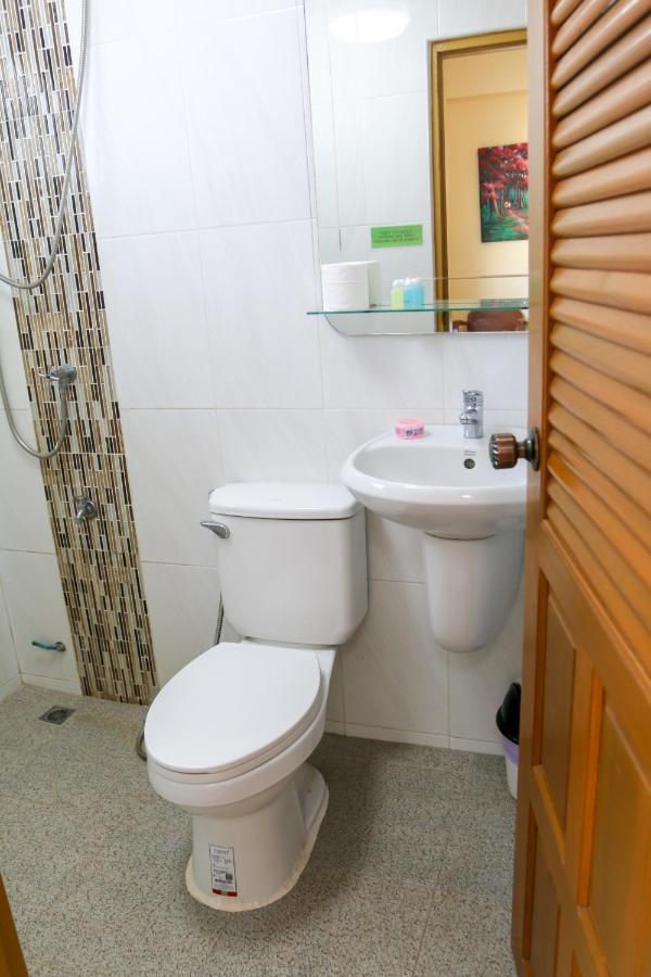 Kavil Guesthouse Τσιάνγκ Μάι Εξωτερικό φωτογραφία